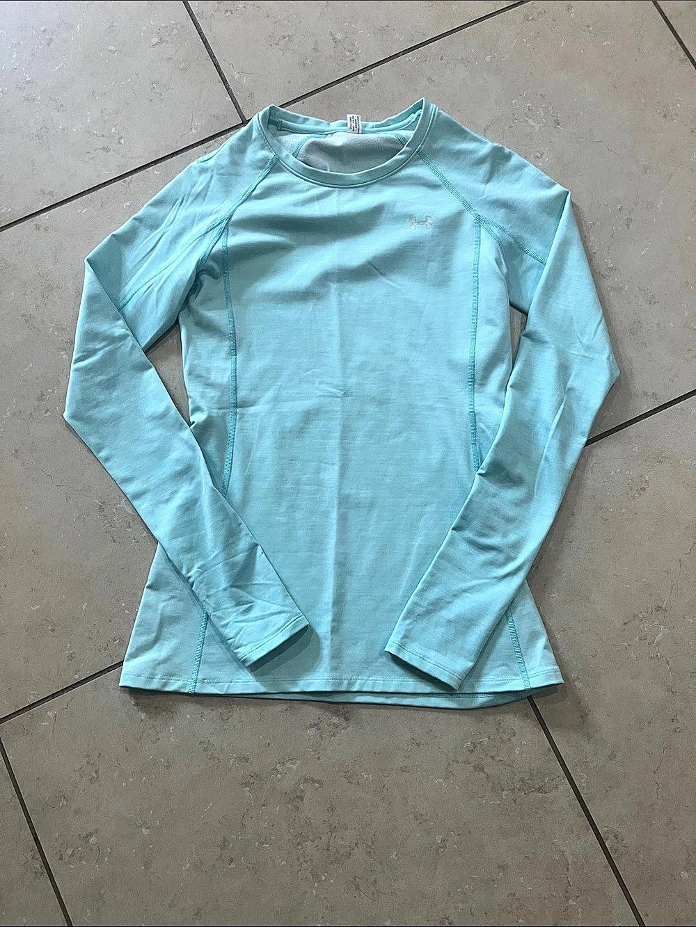 Under Armour Cold Gear Long Sleeve Athletic Top in Blue